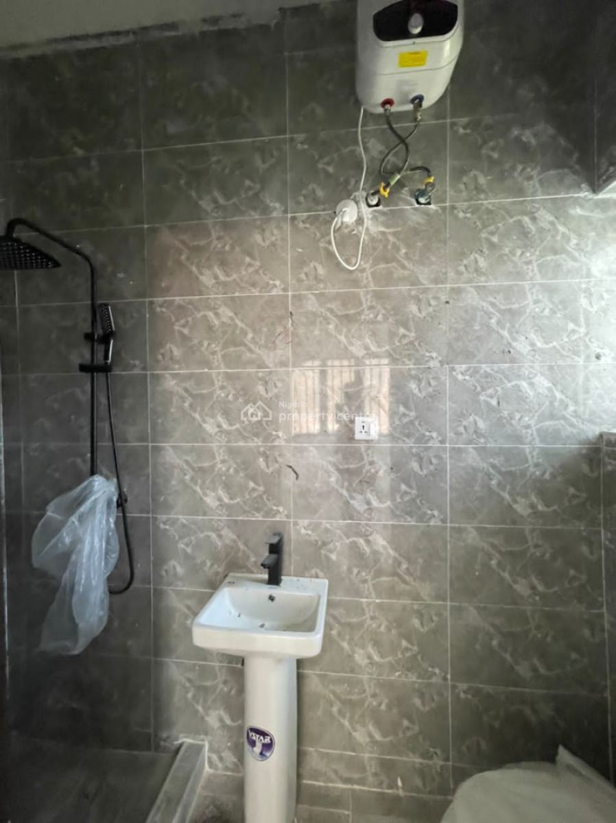 Brand New Semi Detached with Bq in an Estate, Abraham Adesanya, Ajah, Lagos, Flat / Apartment for Rent