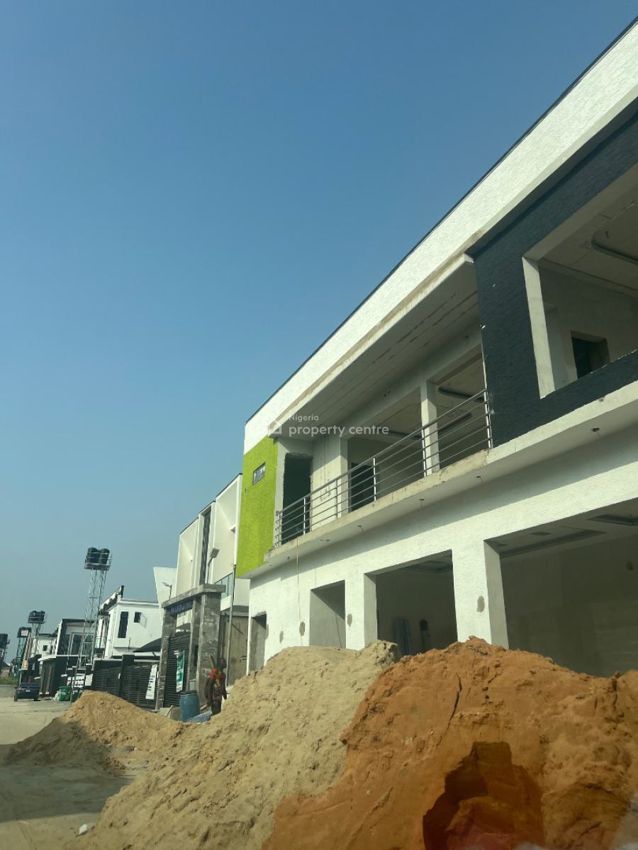 90sqm Space, Ikota, Lekki, Lagos, Plaza / Complex / Mall for Sale
