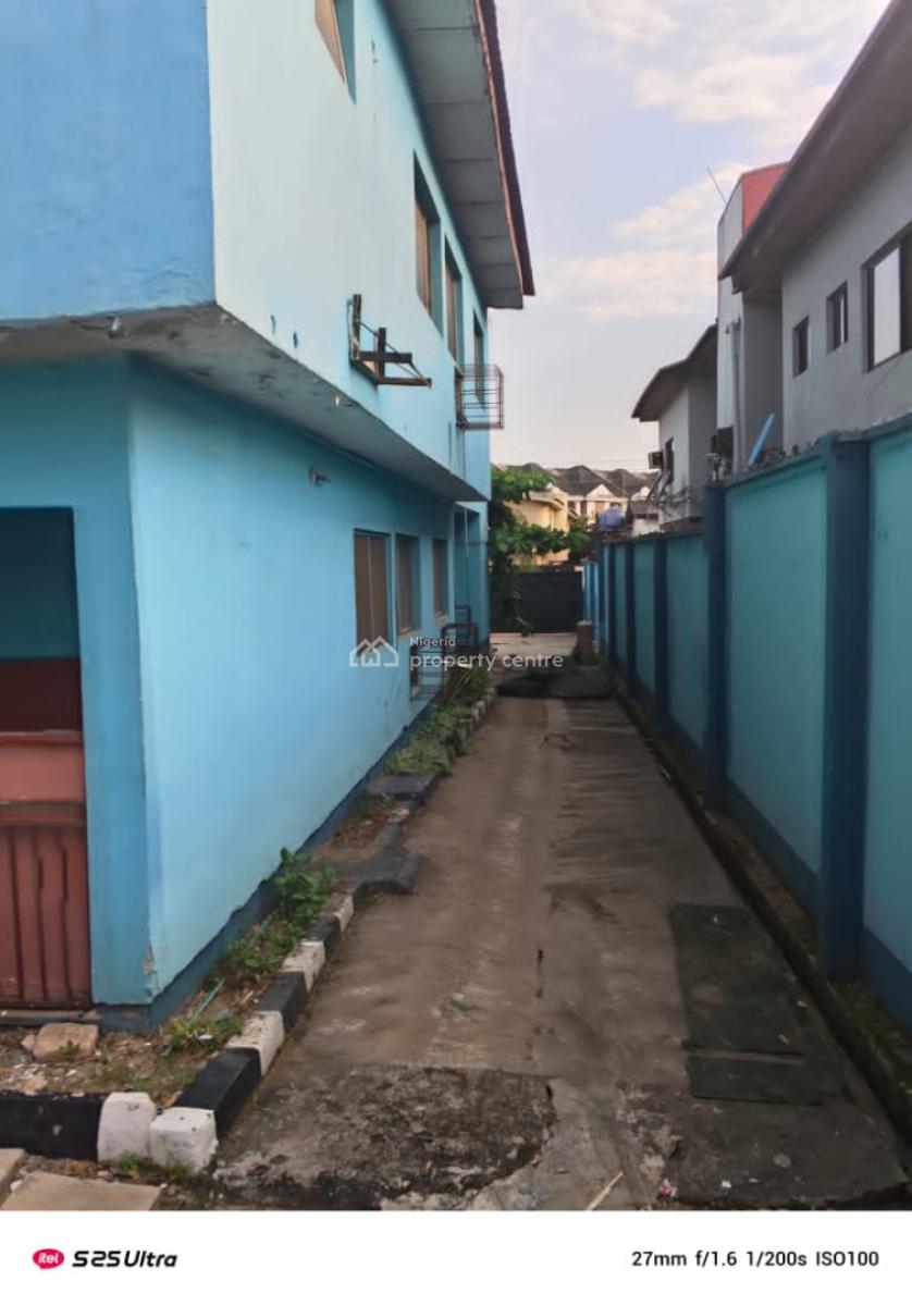 5 Bedroom Duplex with 2 Units of Mini Flats at Omole Estate Phase 1, Omole Estate Phase 1, Omole Phase 1, Ikeja, Lagos, Office Space for Rent