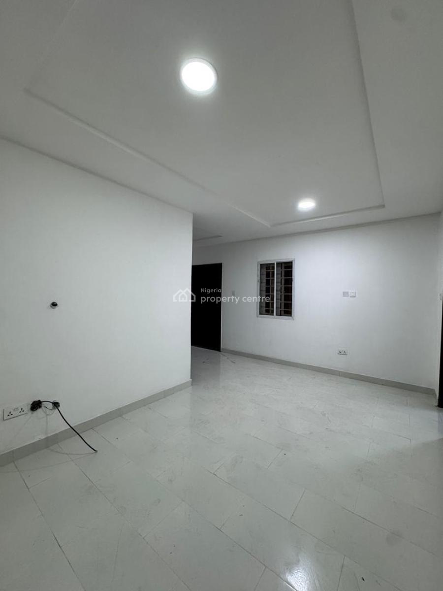 Cozy 2 Bedroom Apartment, Orchid Road Lekki Lagos, Lekki, Lagos, Flat / Apartment for Sale