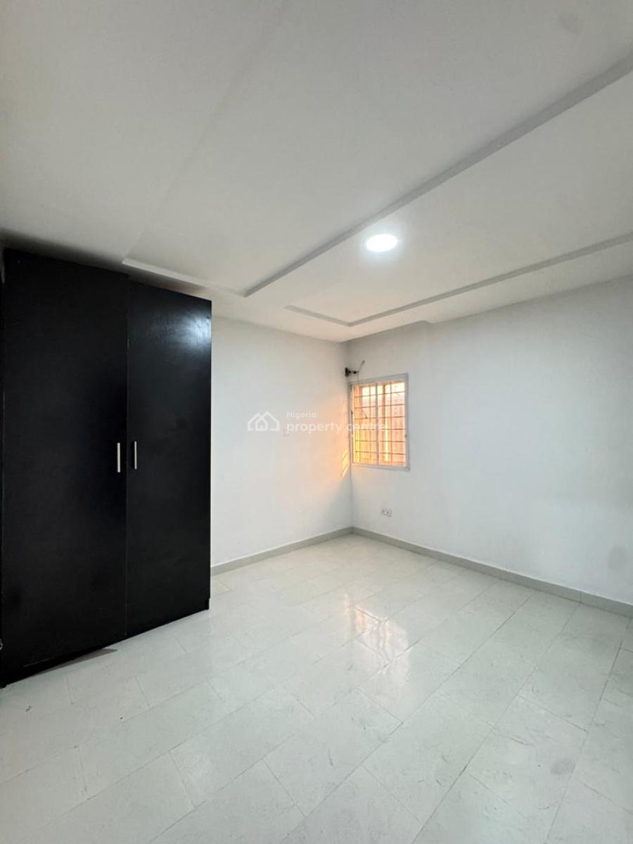 Cozy 2 Bedroom Apartment, Orchid Road Lekki Lagos, Lekki, Lagos, Flat / Apartment for Sale