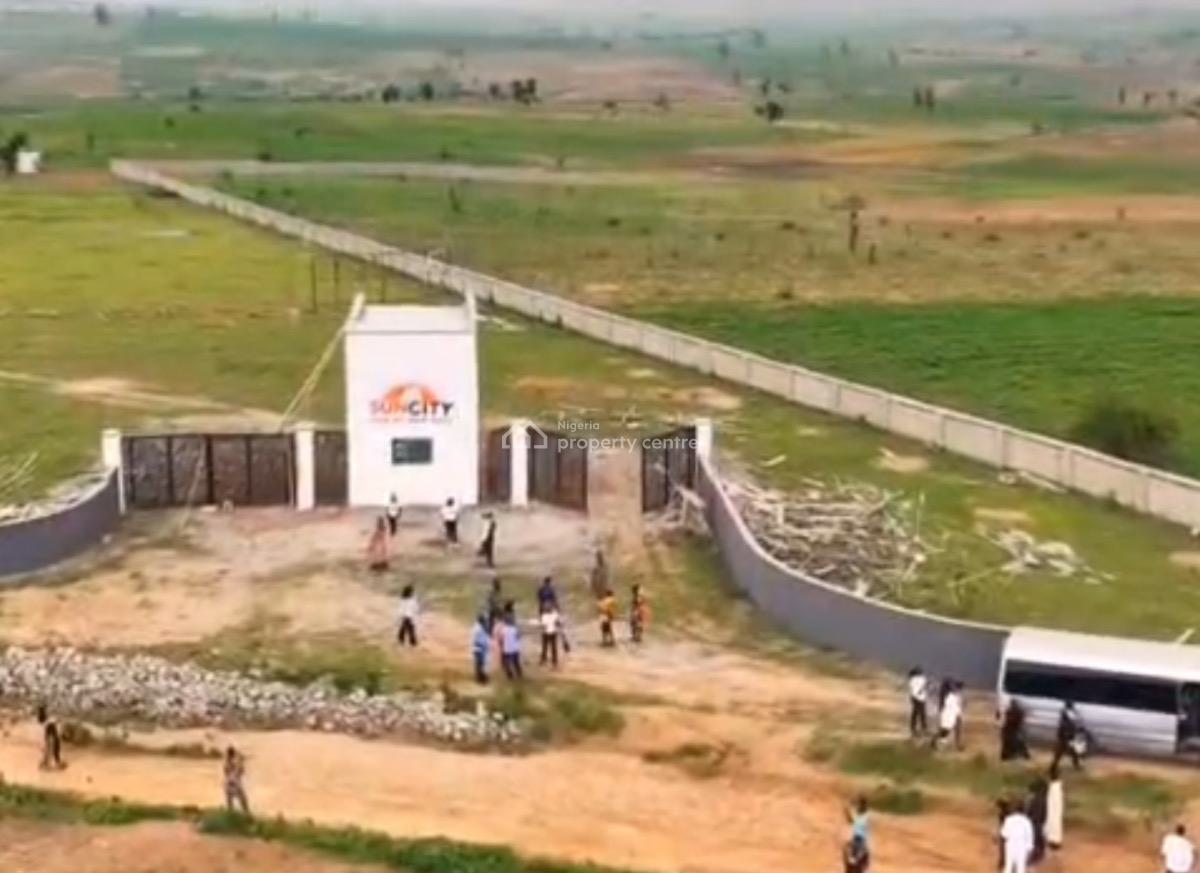 3bedroom Terrace Duplex, Isheri, Magodo, Lagos, Terraced Duplex for Sale