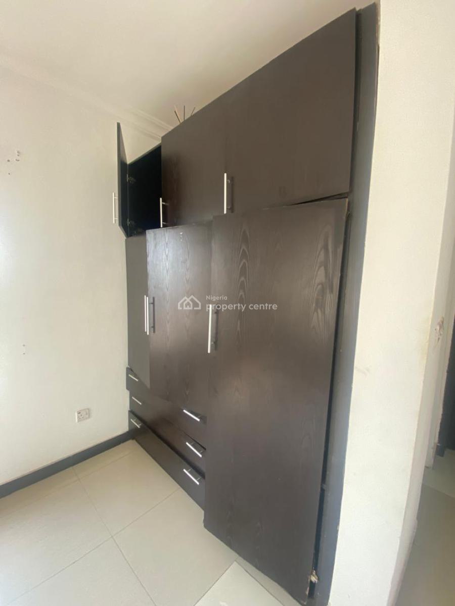 Serviced 2 Bedroom Flat Upstairs, By Pinnacle Filling Station ,marwa Bus Stop, Lekki Phase 1, Lekki, Lagos, Flat / Apartment for Rent