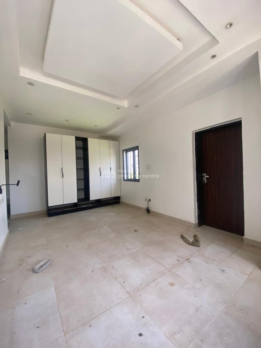 Well Maintained 2 Bedroom Maisonette, Off Freedom Way,ikate Lekki Lagos, Ikate, Lekki, Lagos, Flat / Apartment for Sale