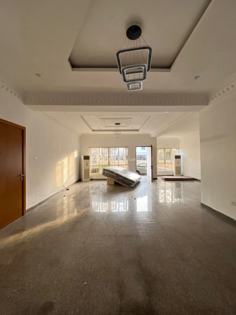 3 Bedrooms Apartment with Swimming Pool, Banana Island, Ikoyi, Lagos, Flat / Apartment for Rent