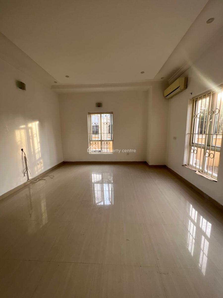 3 Bedrooms Apartment with Swimming Pool, Banana Island, Ikoyi, Lagos, Flat / Apartment for Rent