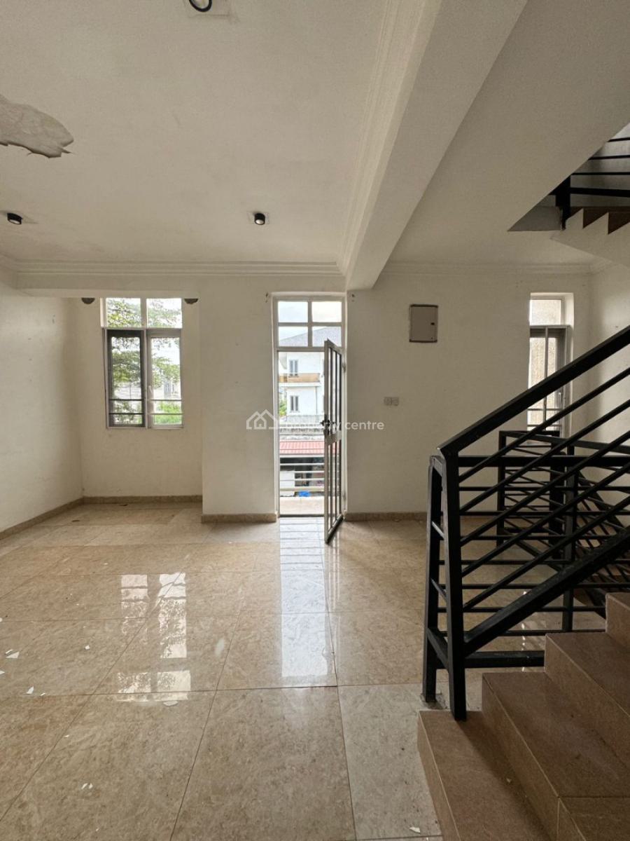 4 Bedrooms Apartment, Lekki Phase 1, Lekki, Lagos, Flat / Apartment for Rent