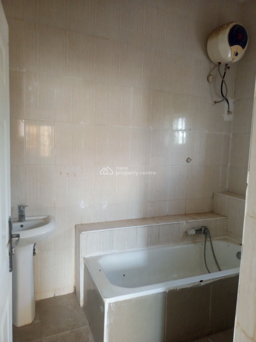 Massive 2 Bedroom Block of Flat, Diplomatic Zone, Katampe Extension, Katampe, Abuja, Flat / Apartment for Rent