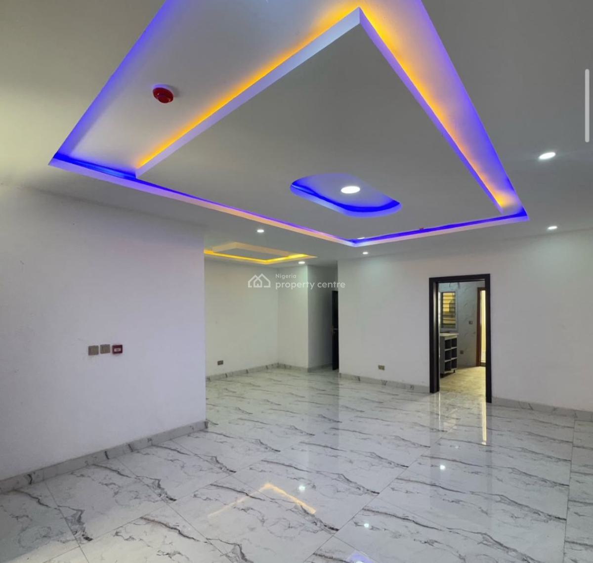 2 Bedrooms Apartment with Swimming Pool and 24 Hrs Electricity, Lekki Phase 1, Lekki, Lagos, Flat / Apartment for Rent