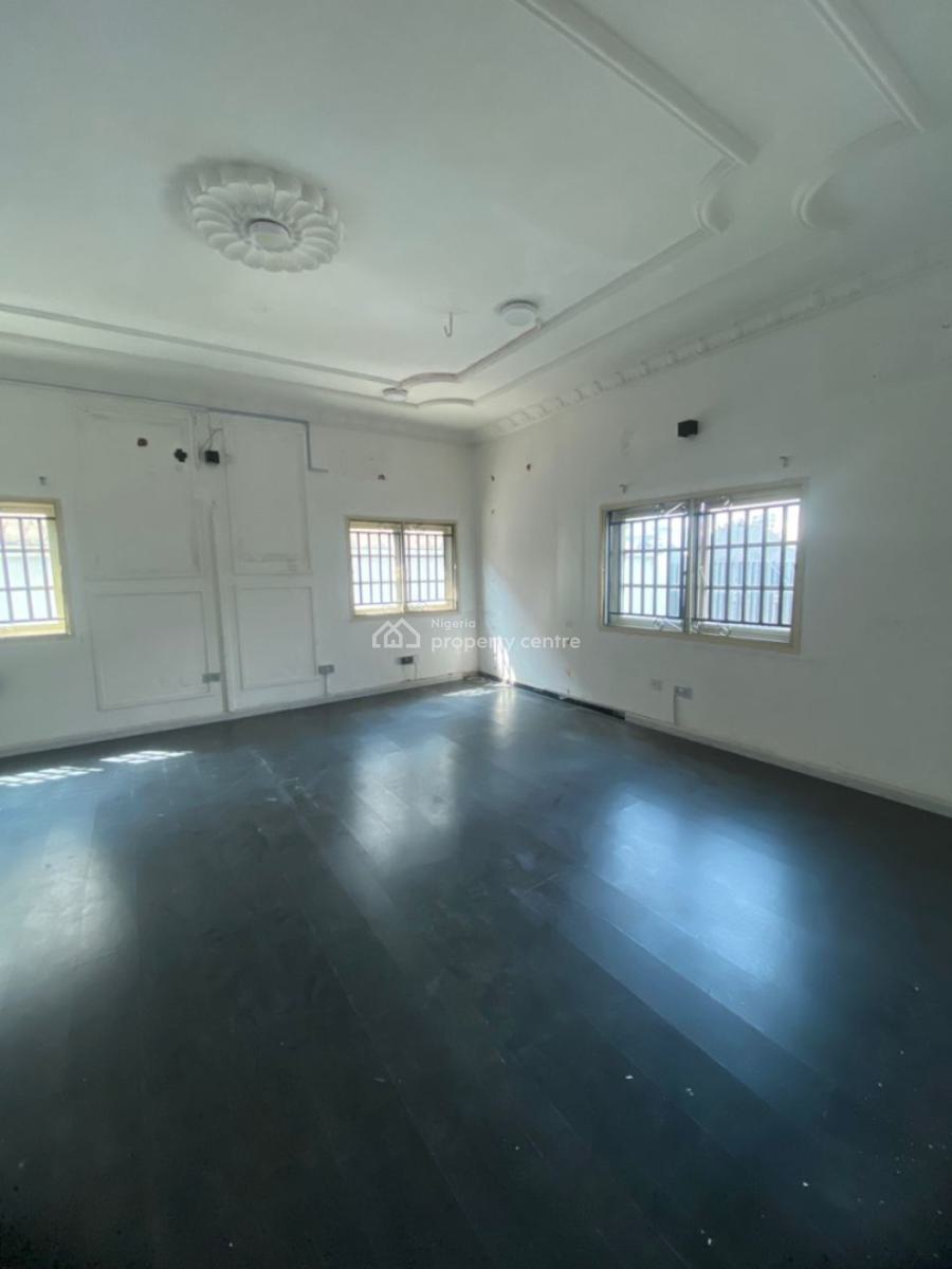 Ground Floor Shop Space, Lekki Phase 1, Lekki, Lagos, Shop for Rent