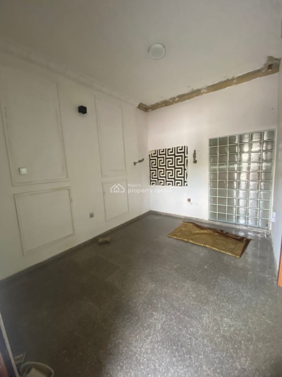 Ground Floor Shop Space, Lekki Phase 1, Lekki, Lagos, Shop for Rent