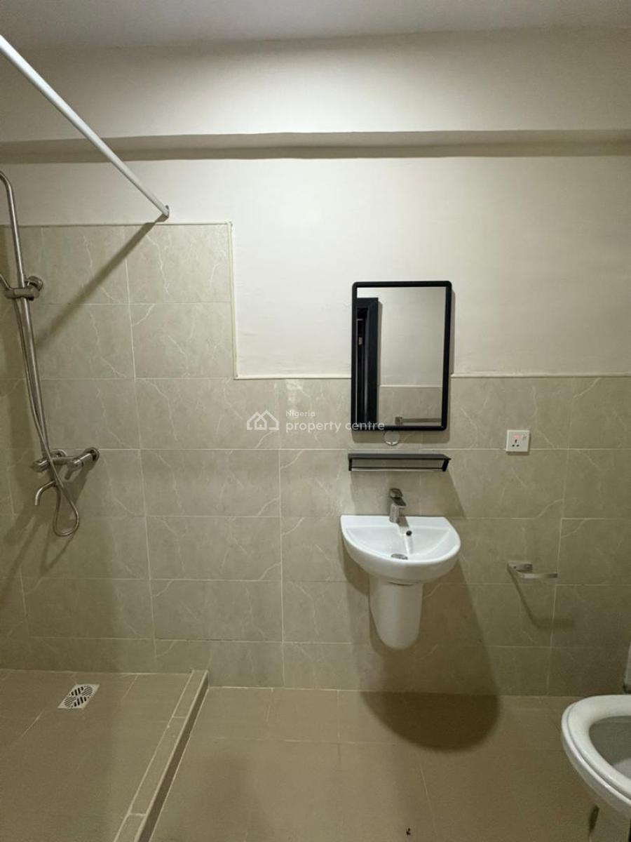 Waterview 2 Bedrooms Apartment with 24 Hours Electricity, Osapa, Lekki, Lagos, Flat / Apartment for Rent