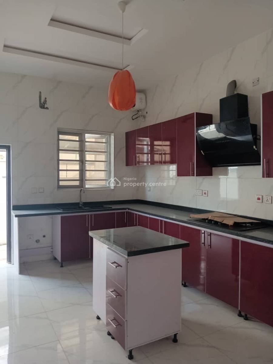 5 Bedrooms Fully Detached Duplex with Bq, Chevron, Lekki, Lagos, Detached Duplex for Sale