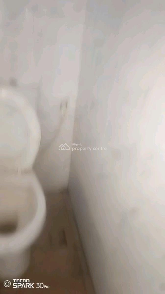 Spacious Miniflat Upstairs with Personal Prepaid Metre, Balcony, Alagomeji, Yaba, Lagos, Mini Flat (room and Parlour) for Rent