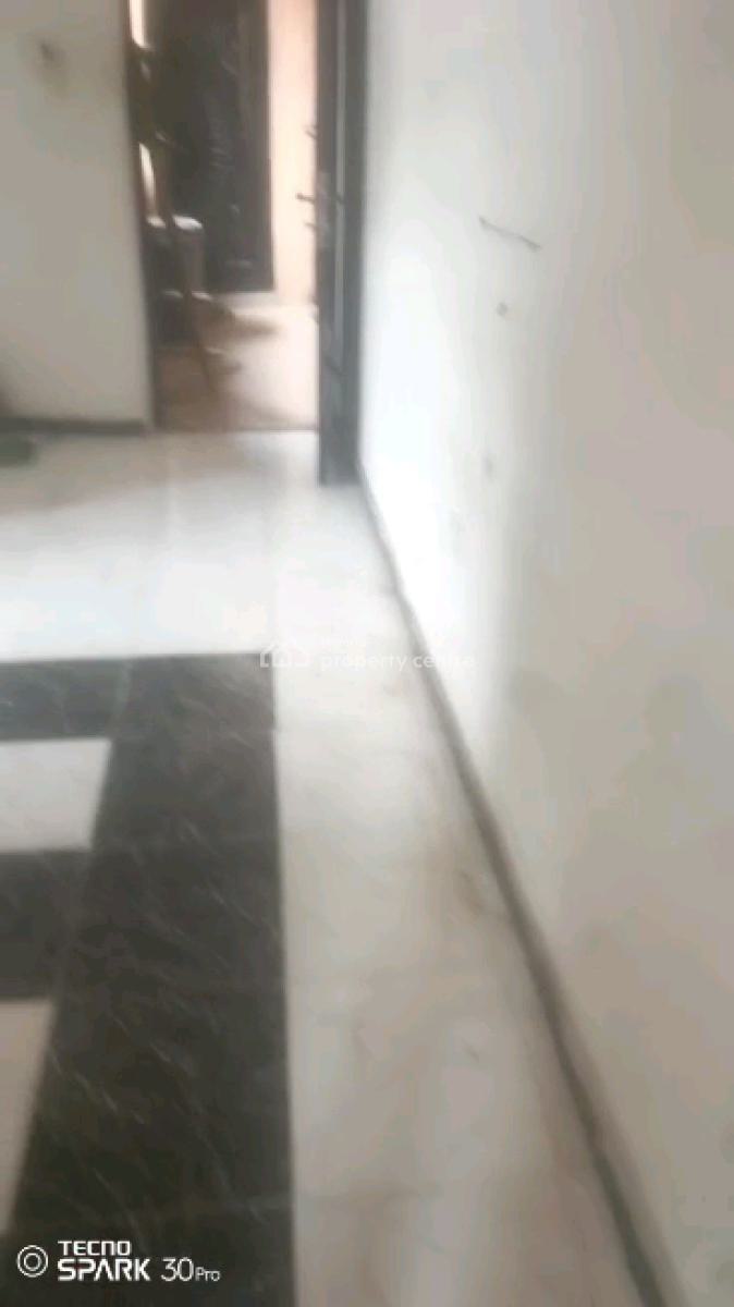 Spacious Miniflat Upstairs with Personal Prepaid Metre, Balcony, Alagomeji, Yaba, Lagos, Mini Flat (room and Parlour) for Rent