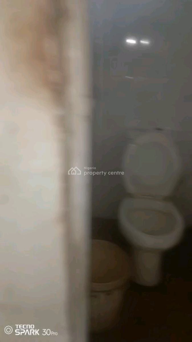 Spacious Miniflat Upstairs with Personal Prepaid Metre, Balcony, Alagomeji, Yaba, Lagos, Mini Flat (room and Parlour) for Rent