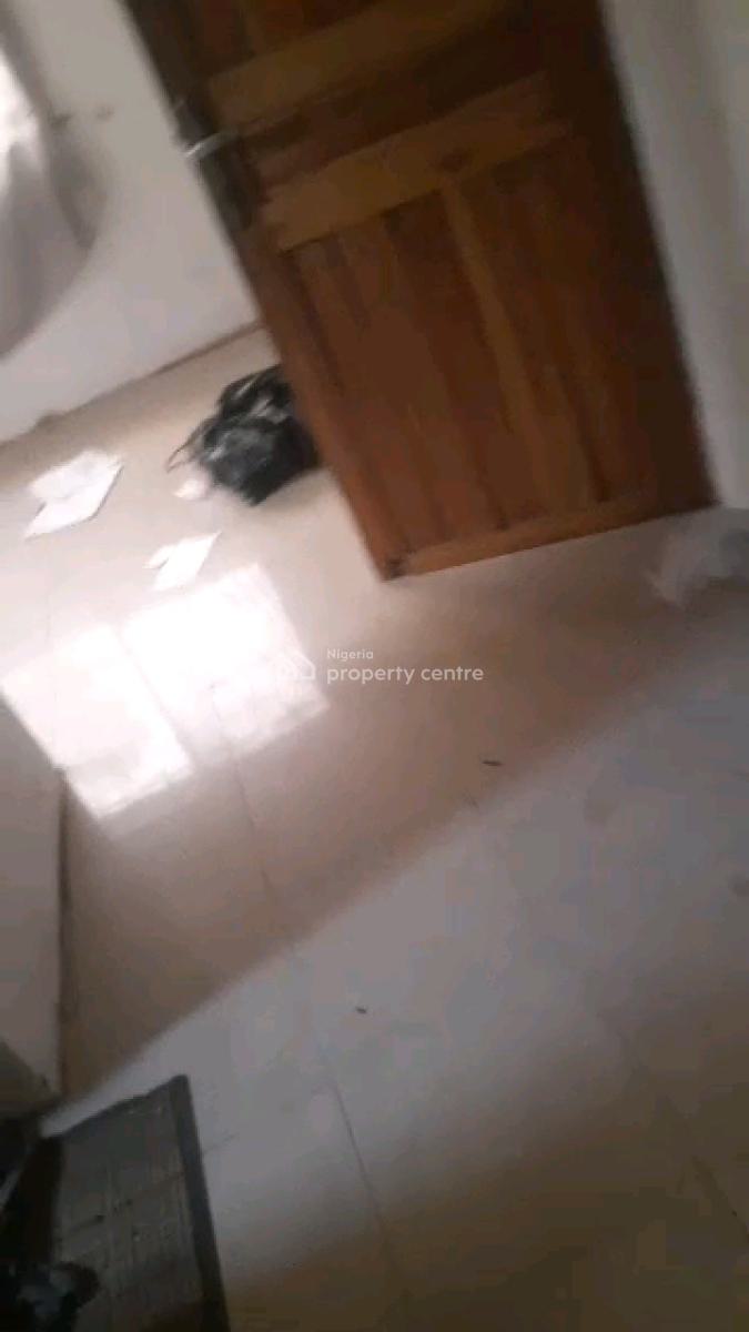 Available Miniflat, Obanikoro Estate, Obanikoro, Shomolu, Lagos, Mini Flat (room and Parlour) for Rent