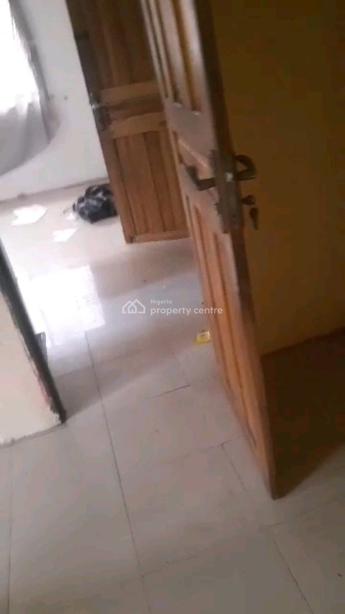 Available Miniflat, Obanikoro Estate, Obanikoro, Shomolu, Lagos, Mini Flat (room and Parlour) for Rent