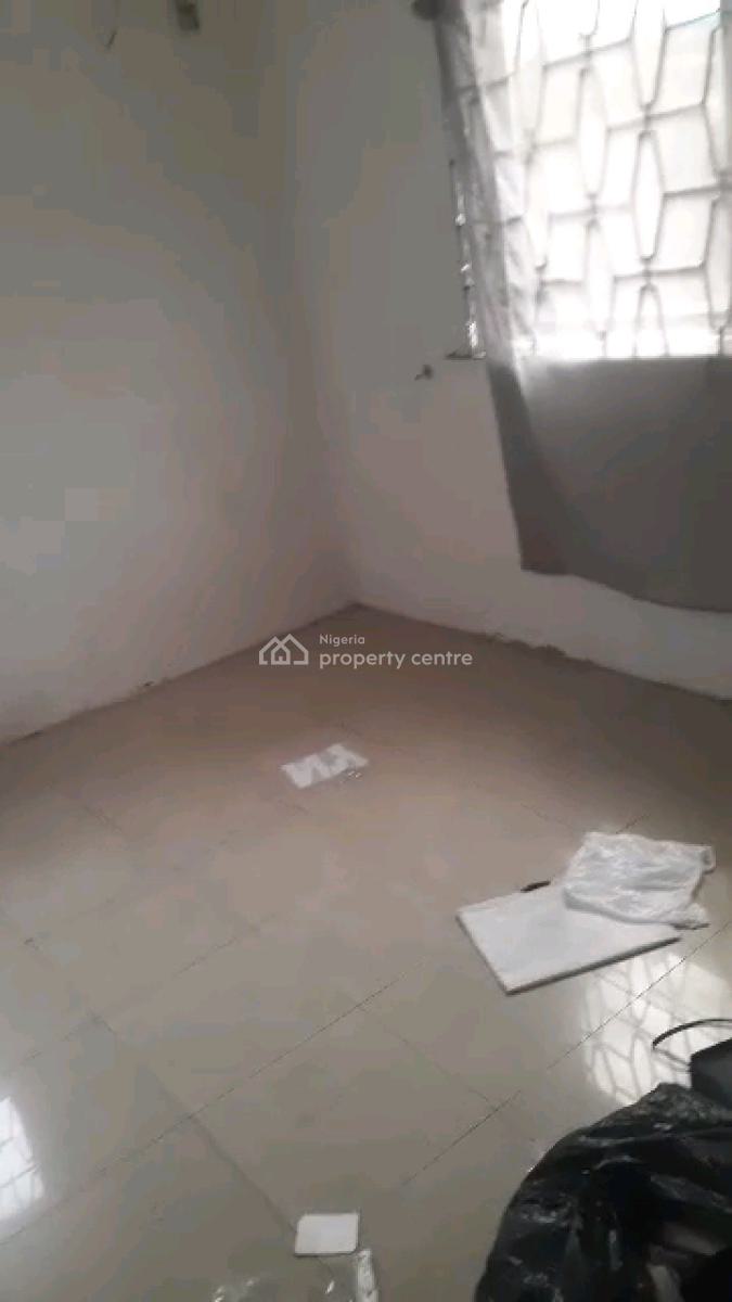 Available Miniflat, Obanikoro Estate, Obanikoro, Shomolu, Lagos, Mini Flat (room and Parlour) for Rent