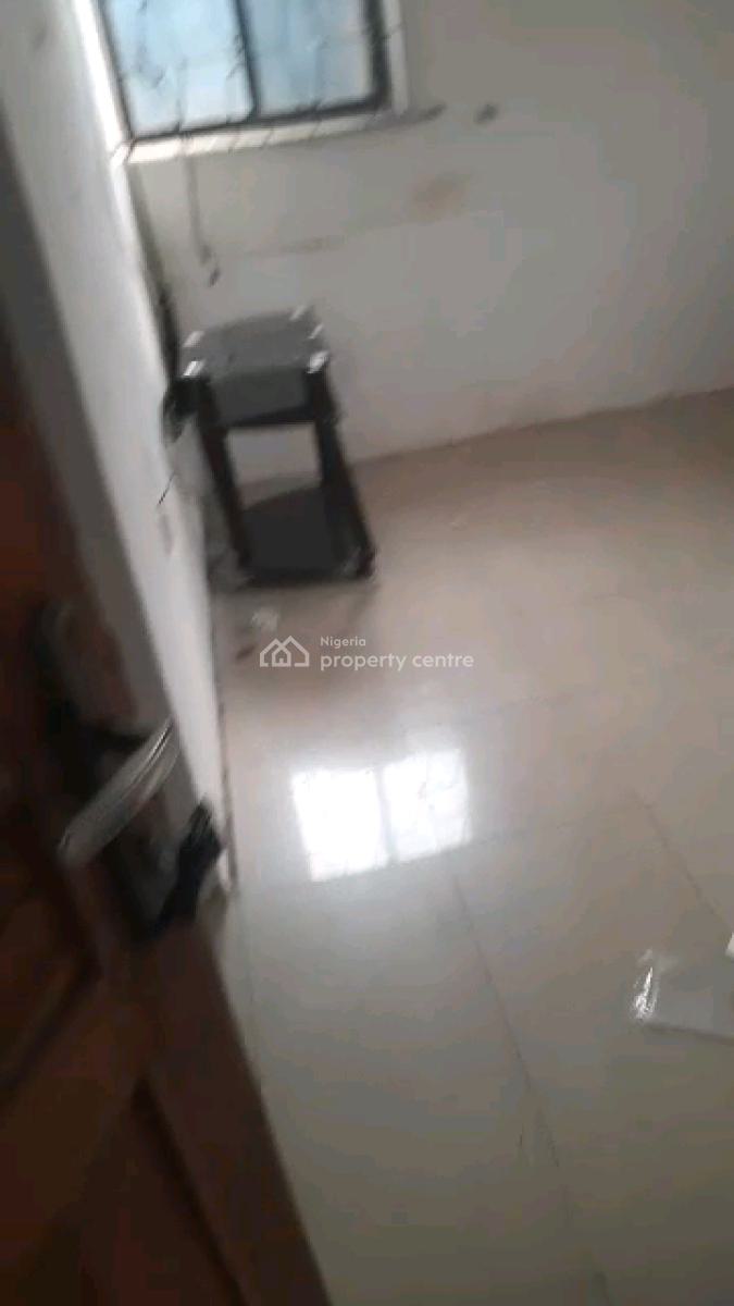 Available Miniflat, Obanikoro Estate, Obanikoro, Shomolu, Lagos, Mini Flat (room and Parlour) for Rent