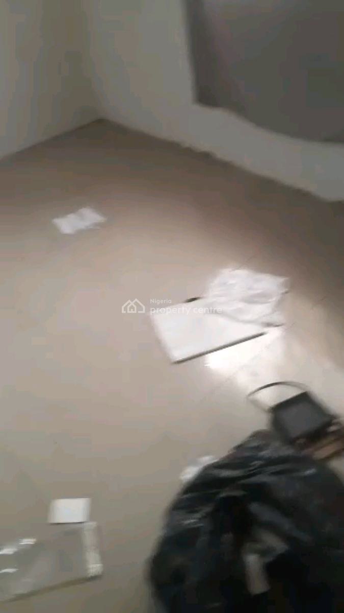 Available Miniflat, Obanikoro Estate, Obanikoro, Shomolu, Lagos, Mini Flat (room and Parlour) for Rent