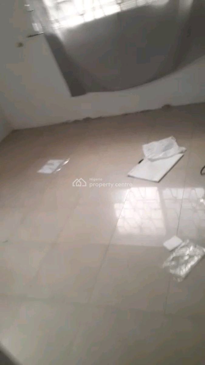 Available Miniflat, Obanikoro Estate, Obanikoro, Shomolu, Lagos, Mini Flat (room and Parlour) for Rent