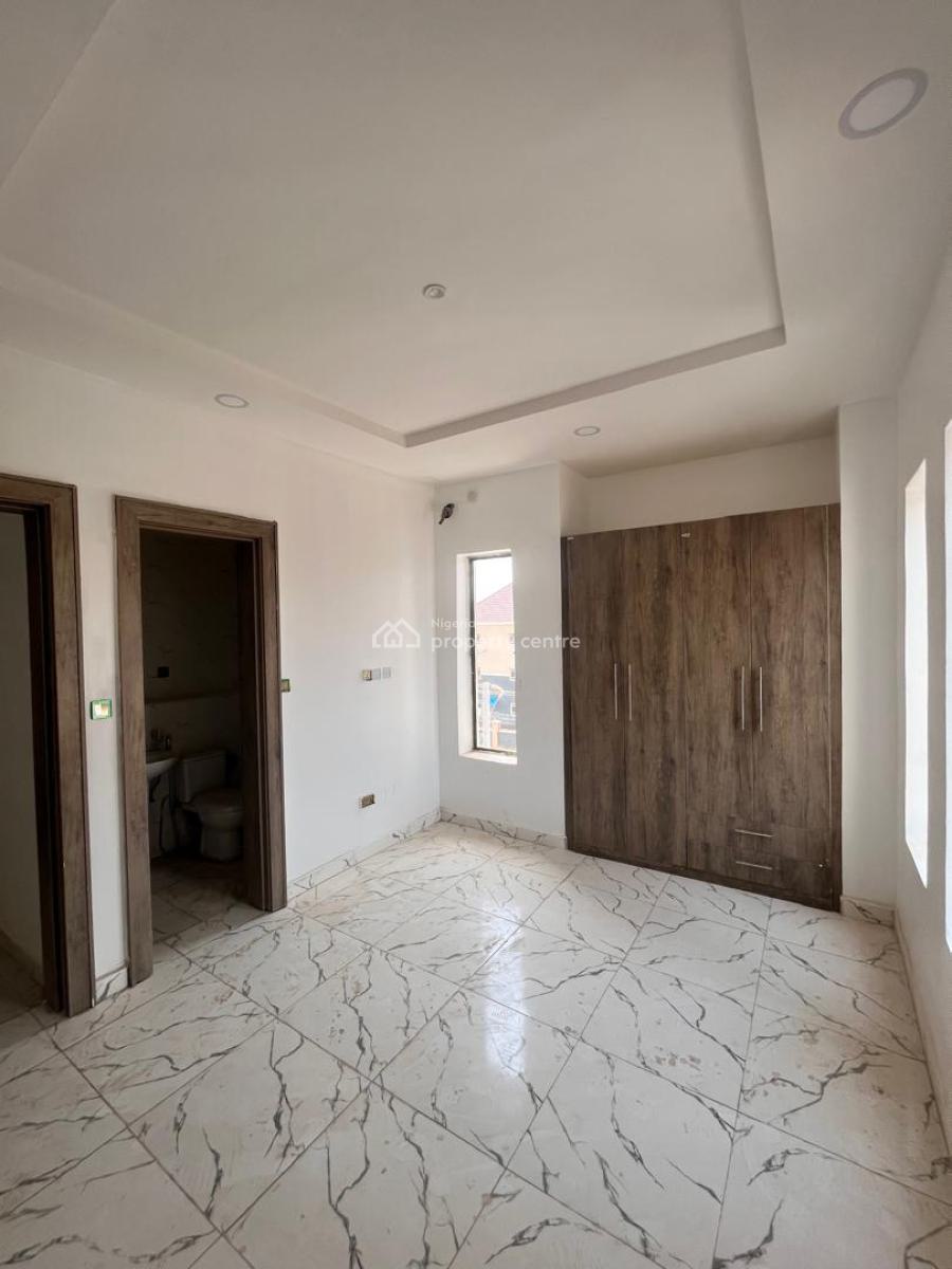 Luxury 3 Bedrooms Flat, Jahi, Abuja, Block of Flats for Sale