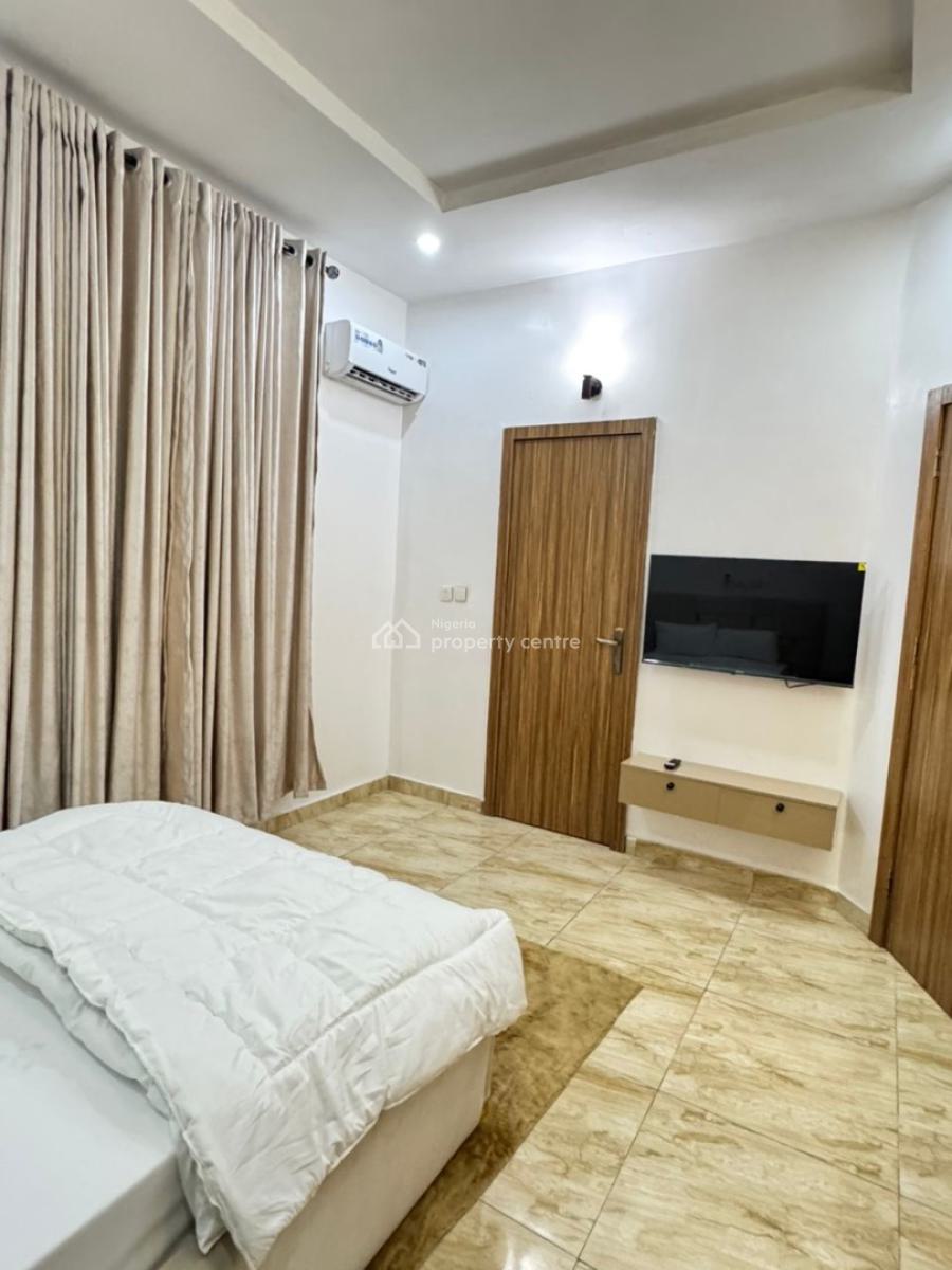 Luxury 3 Bedroom Apartment, Royal Pine Orchid, Lekki Phase 2, Lekki, Lagos, Flat / Apartment Short Let