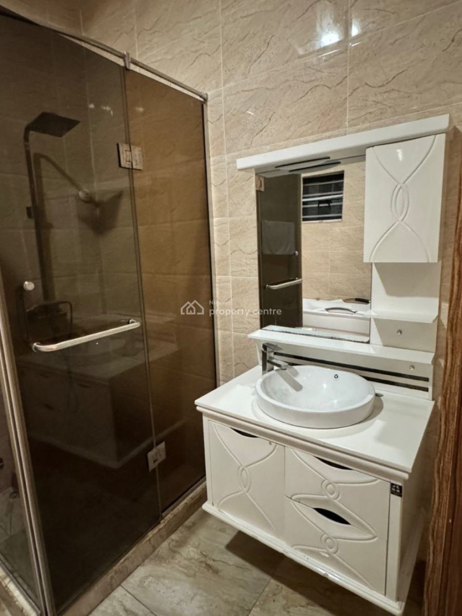 Luxury 3 Bedroom Apartment, Royal Pine Orchid, Lekki Phase 2, Lekki, Lagos, Flat / Apartment Short Let