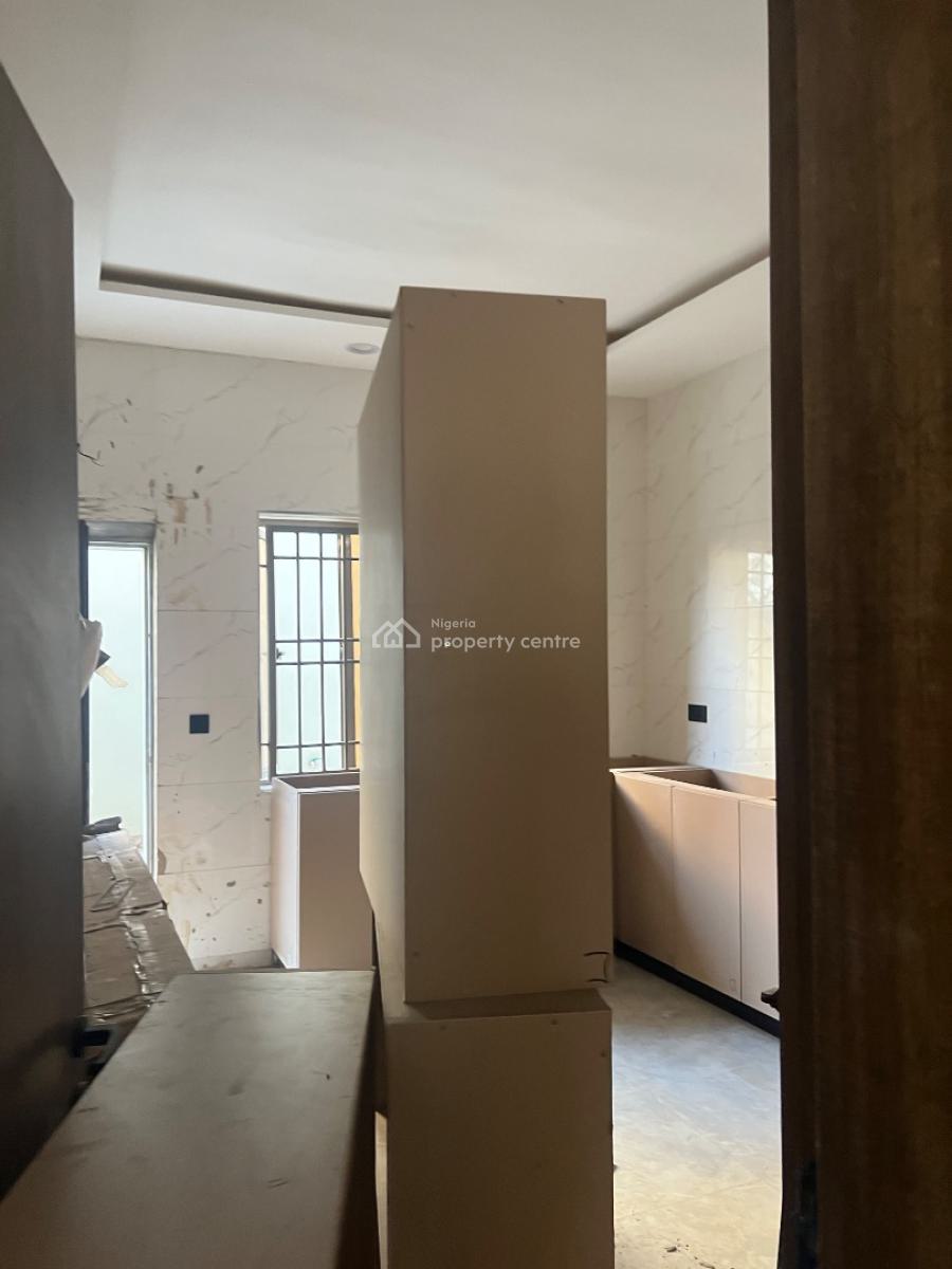 Brand New Clean 4 Bedroom Terrace with Bq, Office/residential, Maitama Main, Maitama District, Abuja, Terraced Duplex for Rent