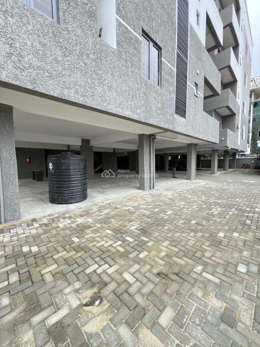 Contemporary 2 Bedroom with Gym and Elevator Suitable for Investment, Lekki Phase 1, Lekki, Lagos, Flat / Apartment for Sale