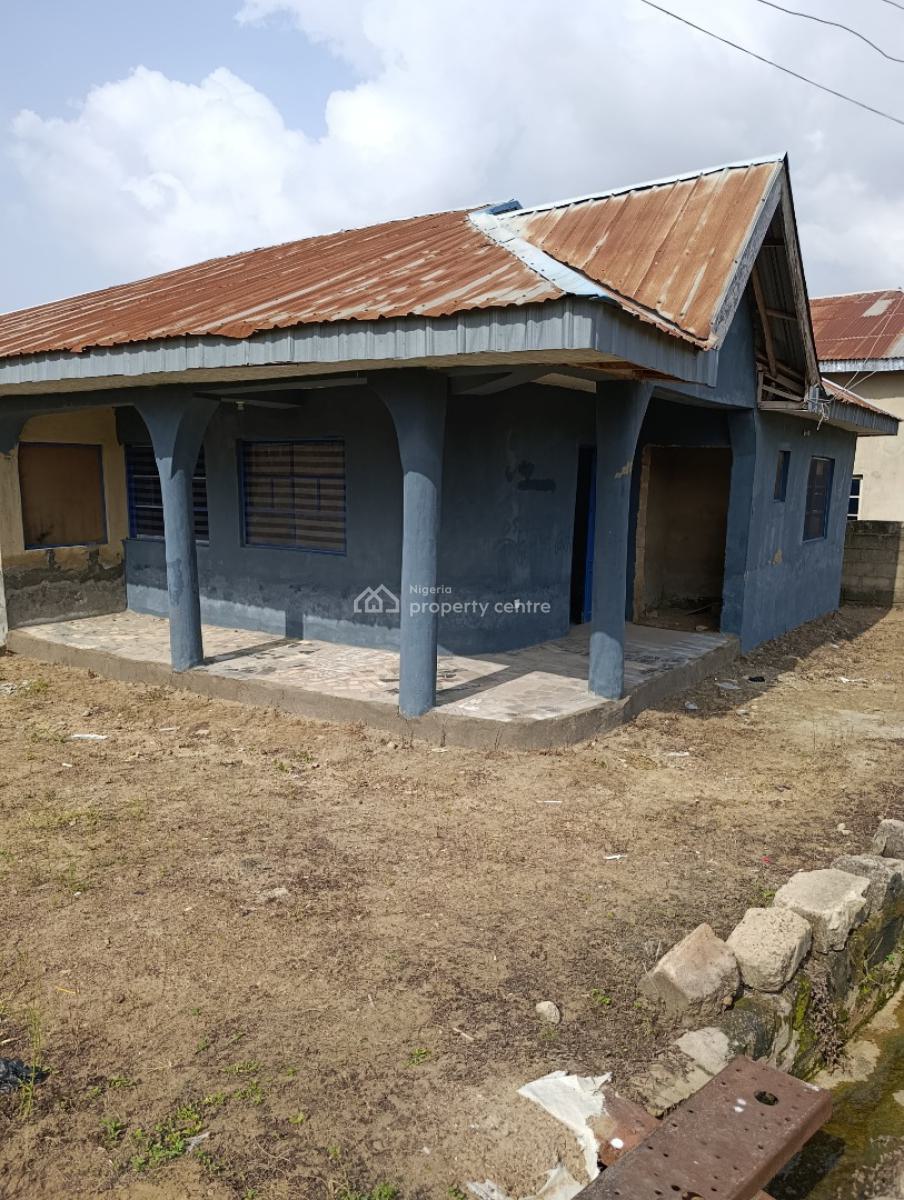 3 Bedroom Bungalow on Half Plot of Land, Akinbode Zone 3, Oluwo, Ibadan, Alakia, Ibadan, Oyo, Detached Bungalow for Sale