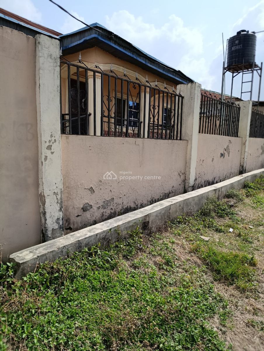 2 Bedroom Bungalow with a Room and Parlour Self Contain on Half Plot O, Akinbode Zone 3, Oluwo, Alakia, Ibadan, Oyo, Block of Flats for Sale