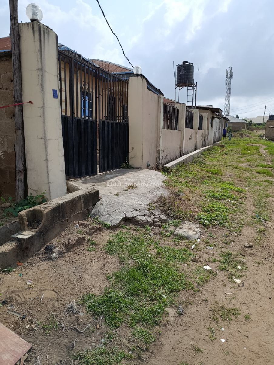 2 Bedroom Bungalow with a Room and Parlour Self Contain on Half Plot O, Akinbode Zone 3, Oluwo, Alakia, Ibadan, Oyo, Block of Flats for Sale