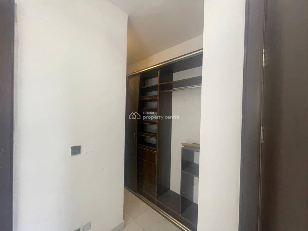 Spacious Semi Furbished with 4 Bedroom Terrace  Duplex with a Bq, Ologolo, Lekki, Lagos, Terraced Duplex for Rent