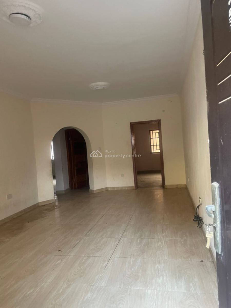 Luxury 3 Bedroom Flat, Gra Phase 1, Magodo, Lagos, Flat / Apartment for Rent