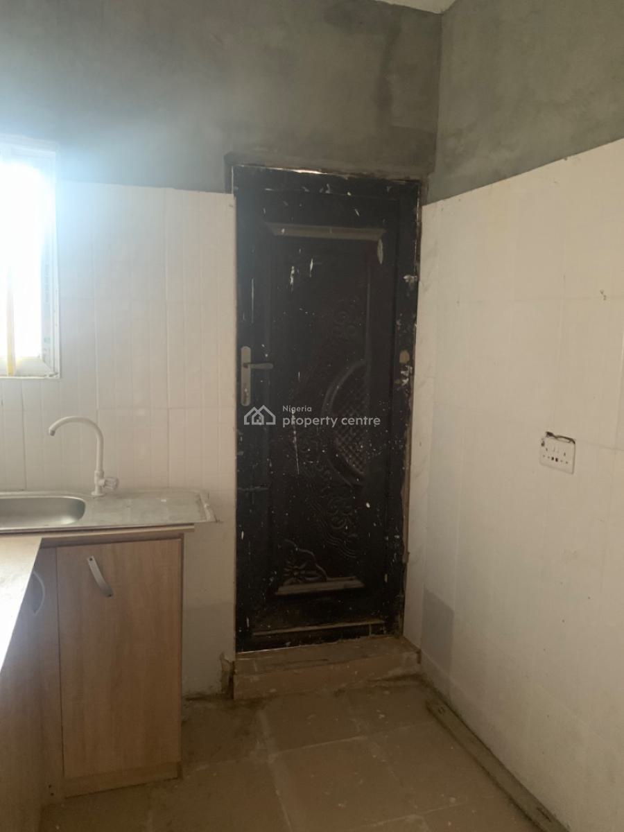 Luxury 2 Bedroom Flat, Gra Phase 1, Magodo, Lagos, Flat / Apartment for Rent
