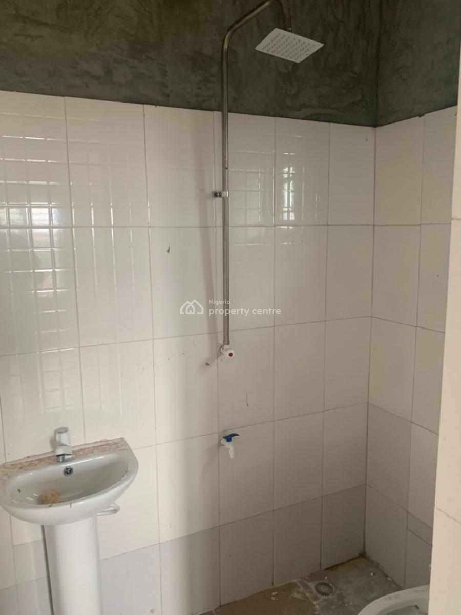Luxury 2 Bedroom Flat, Gra Phase 1, Magodo, Lagos, Flat / Apartment for Rent