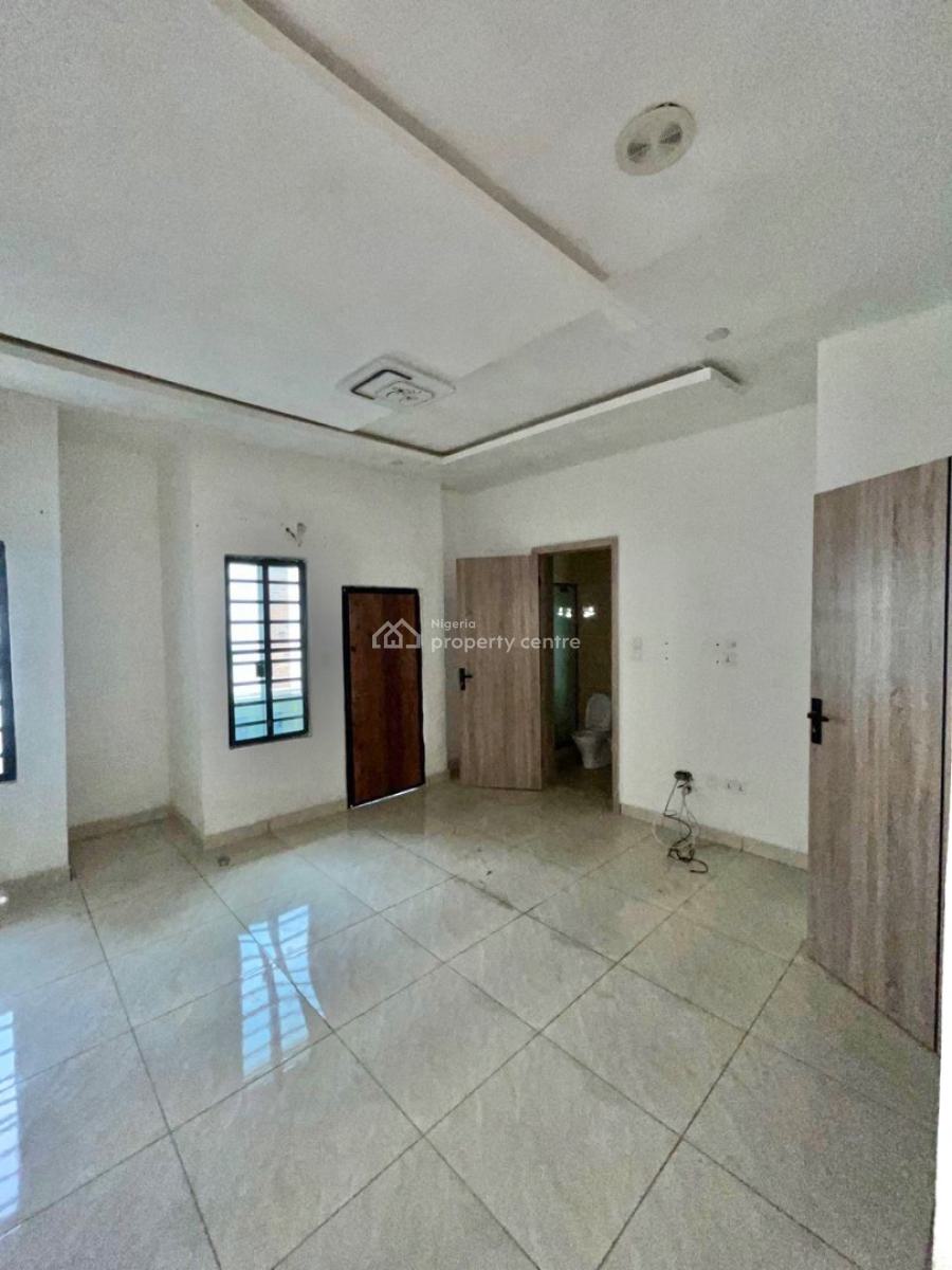 Spacious 4 Bedroom Terrace Duplex with Bq, Vgc, Lekki, Lagos, Terraced Duplex for Rent