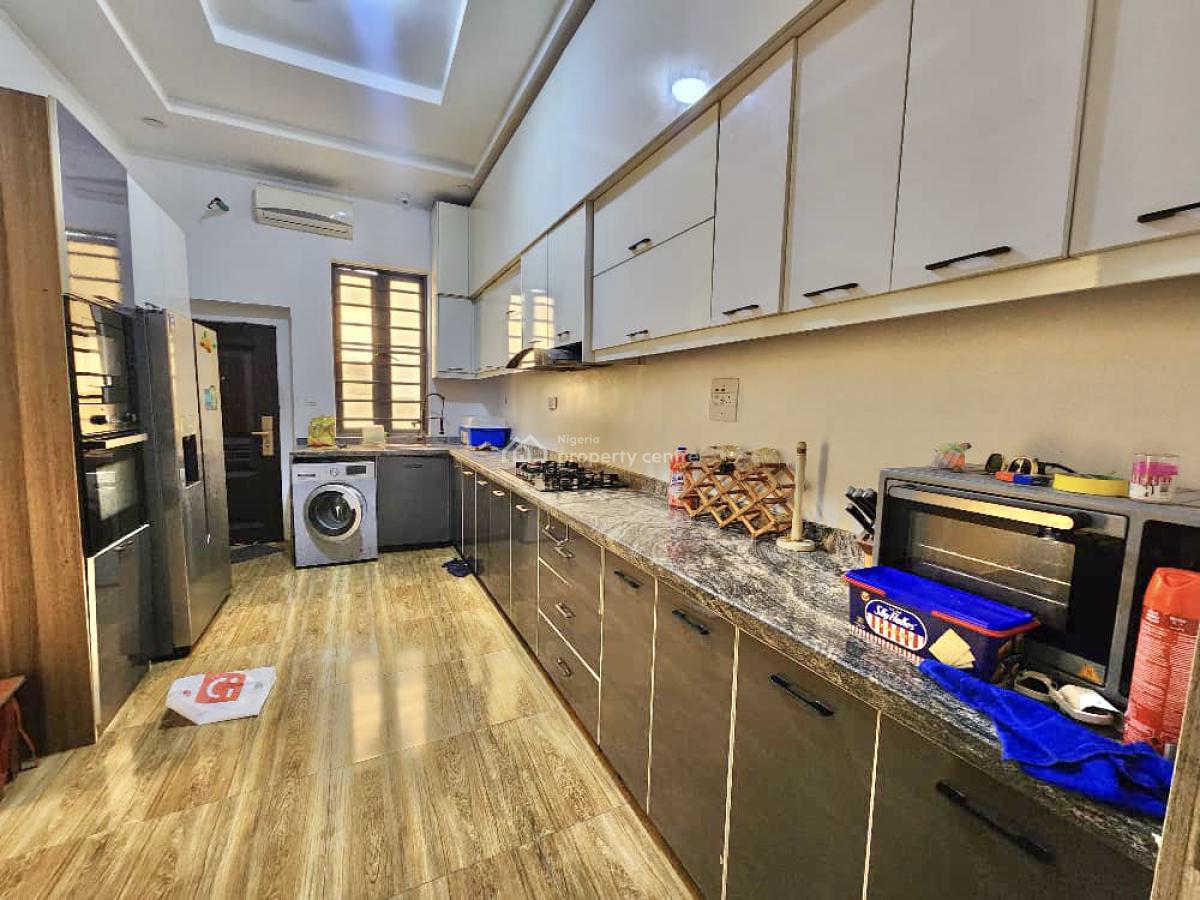 Well Built 4 Bedroom Semi Detached Duplex with Bq, Ologolo, Lekki, Lagos, Semi-detached Duplex for Rent