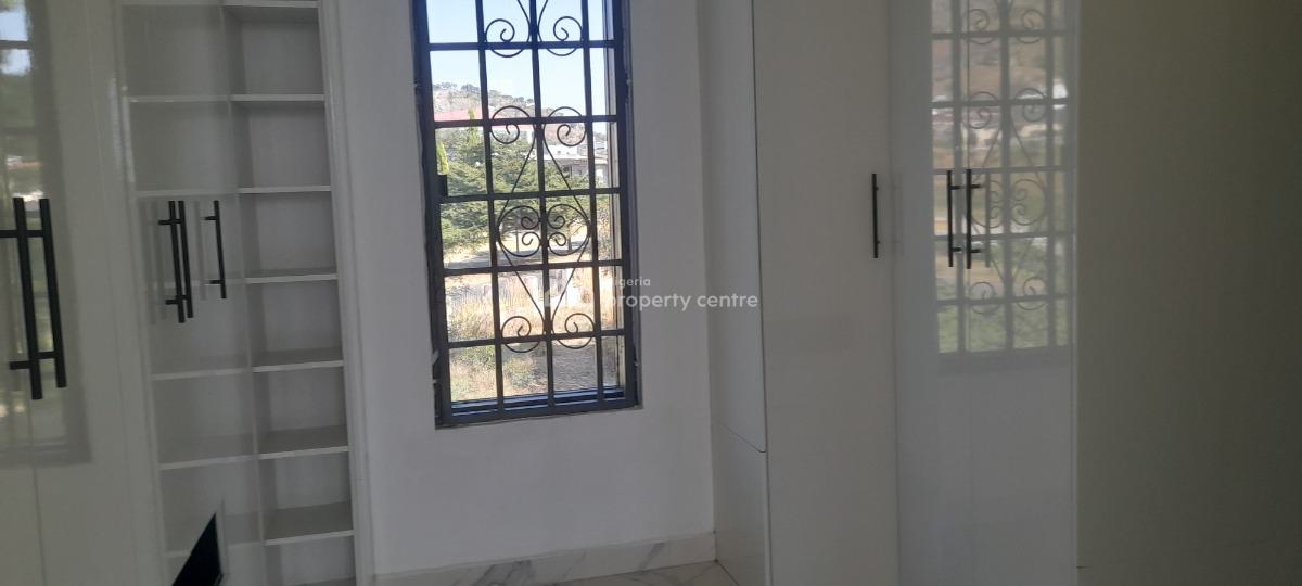 6 Bedrooms Fully Detached Duplex, Katampe Extension, Katampe, Abuja, Detached Duplex for Sale