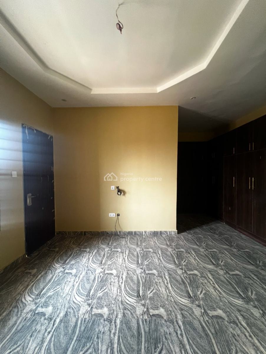 5 Bedroom Townhouse with Bq, Mabushi, Abuja, Terraced Duplex for Sale