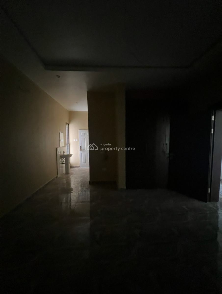 5 Bedroom Townhouse with Bq, Mabushi, Abuja, Terraced Duplex for Sale