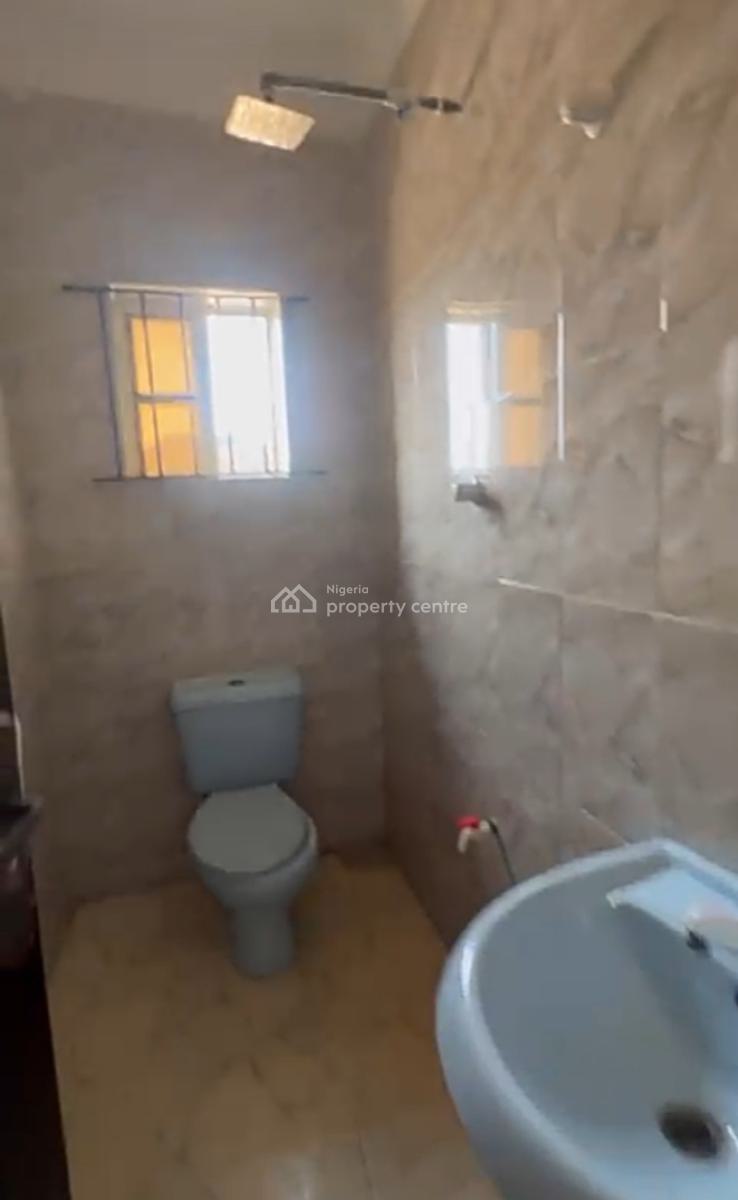 Well Maintained 2 Bedroom Apartment { Video}, Thera Annex, Sangotedo, Ajah, Lagos, Flat / Apartment for Rent