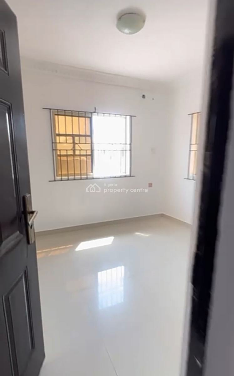Well Maintained 2 Bedroom Apartment { Video}, Thera Annex, Sangotedo, Ajah, Lagos, Flat / Apartment for Rent