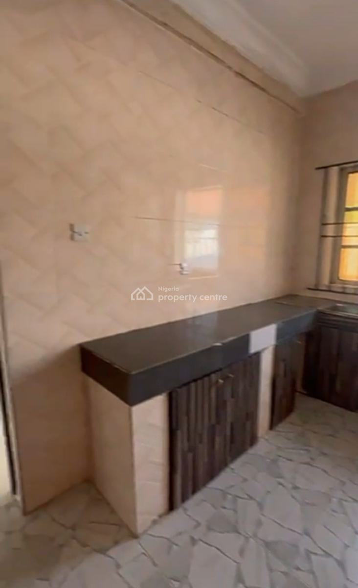 Well Maintained 2 Bedroom Apartment { Video}, Thera Annex, Sangotedo, Ajah, Lagos, Flat / Apartment for Rent