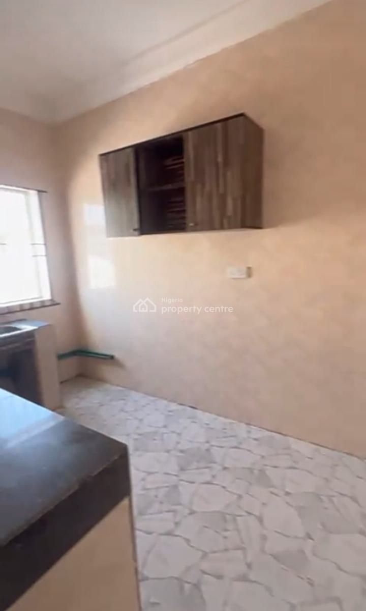 Well Maintained 2 Bedroom Apartment { Video}, Thera Annex, Sangotedo, Ajah, Lagos, Flat / Apartment for Rent