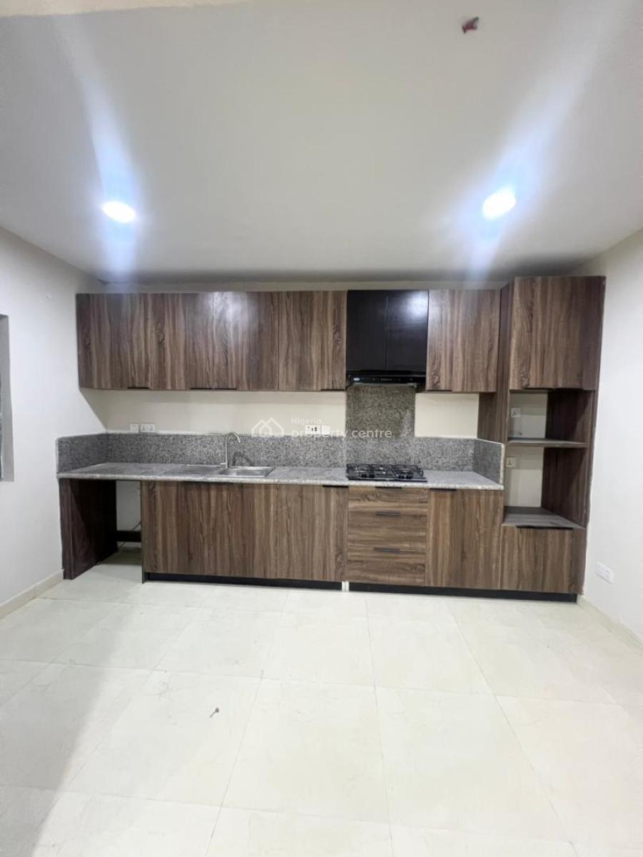 Lovely 2 Bedroom Apartment in a Secure Estate, Osapa London, Lekki, Lagos, Flat / Apartment for Rent