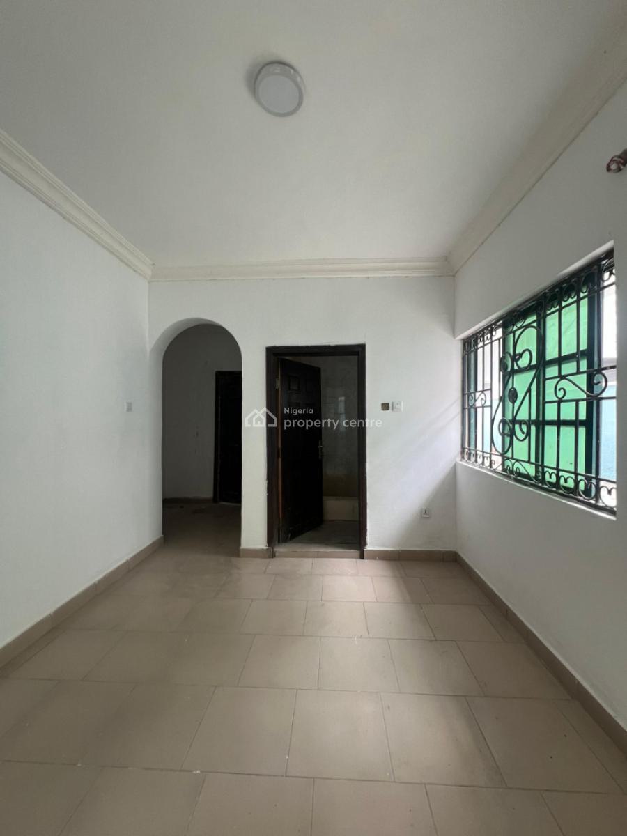 Lovely 2 Bedroom Penthouse in a Secure Estate   Locati, Chevron, Lekki, Lagos, House for Rent