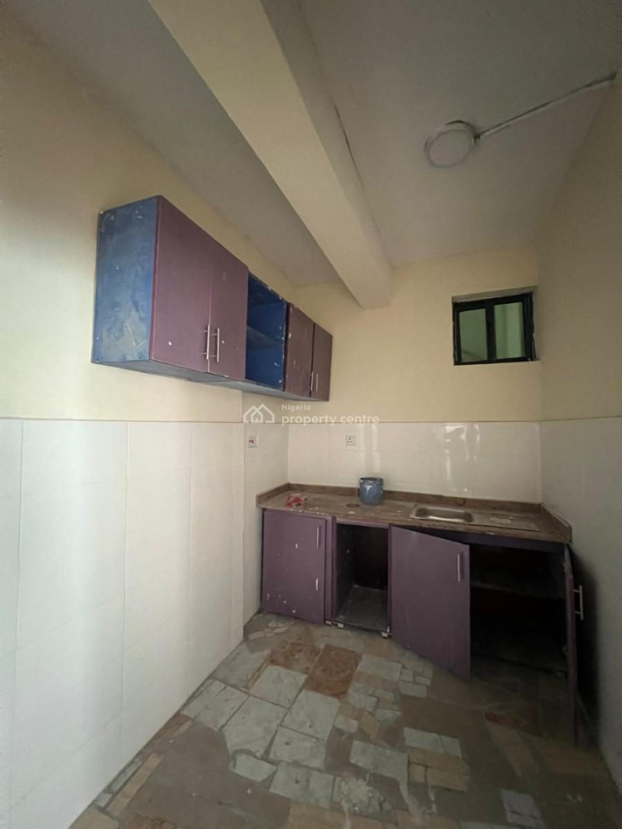 Lovely 1 Bedroom  Apartment in a Secure Estate, Lekki, Lagos, Flat / Apartment for Rent